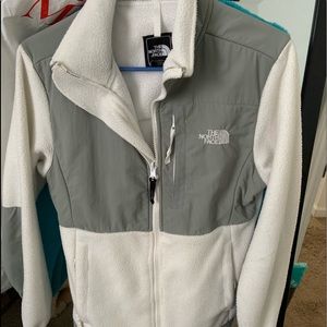 White North Face Adult XS